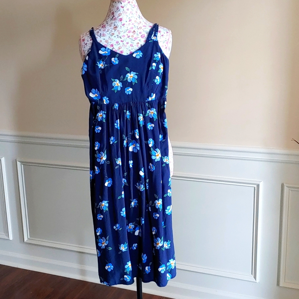 Women dress